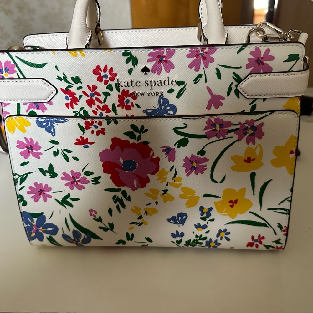 Kate Spade Large Staci Satchel in Floral Bouquet print. Never carried.